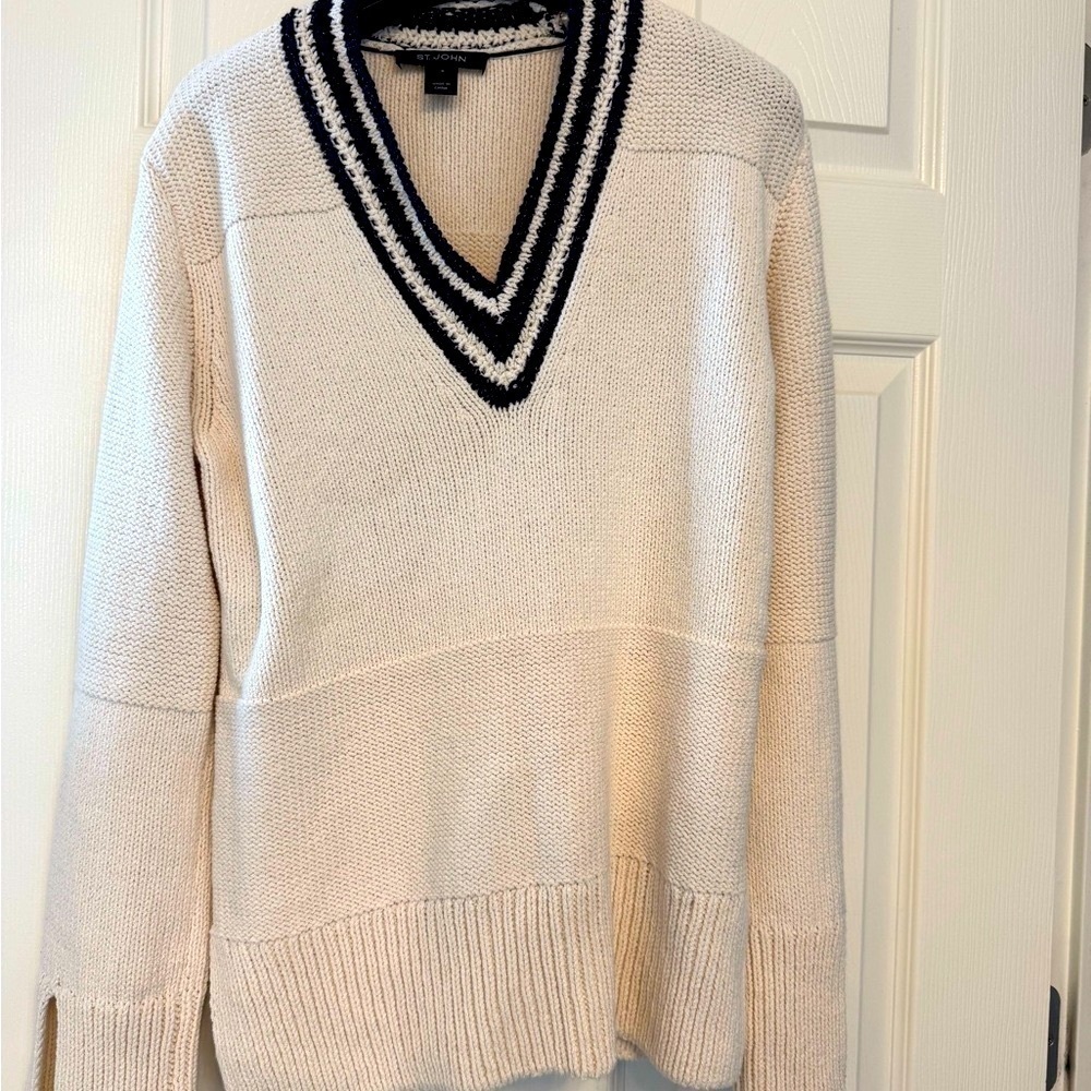 New (w/o) tag St. John Cream V-Neck Sweater with Navy Stripes